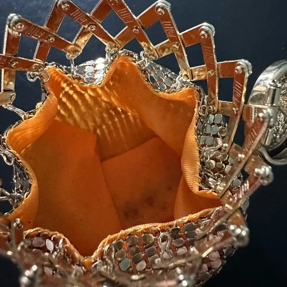 Rare Vintage Art Deco Whiting & Davis Gold Mesh Beggars Bag/Gate Top Coi… - Picture 6 of 14